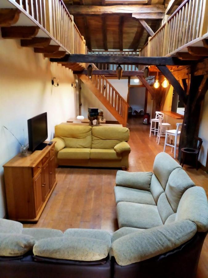 Saskarate Villa Asteasu Екстериор снимка