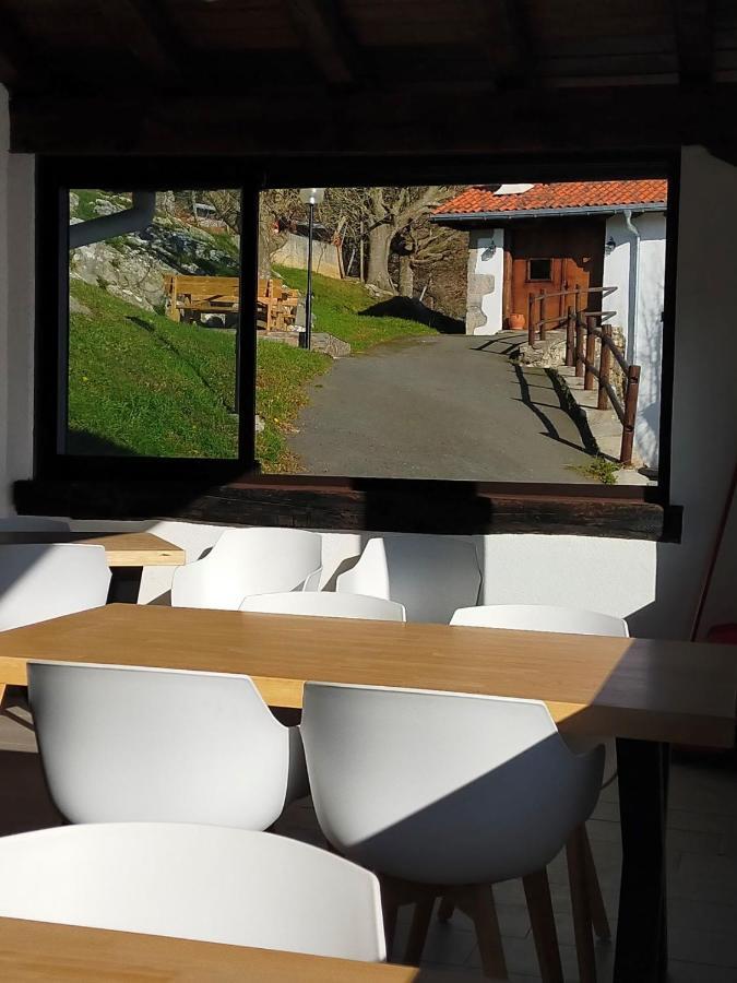 Saskarate Villa Asteasu Екстериор снимка